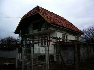 Two storey house with amazing surroundings