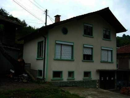 well maintained three- storey house in Gabrovo  Ref. No 591062
